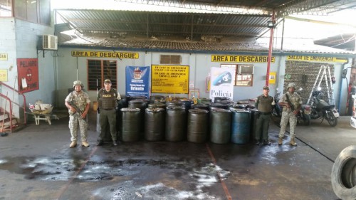 Continúan operativos contra el contrabando en el departamento de arauaca, Polfa, sijin, armada y ejército nacional aprehenden 1.495 galones de hidrocarburo de contrabando