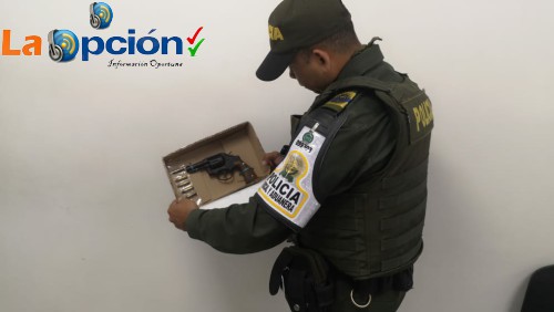  La Policía halló revólver calibre 38 debajo del puente Internacional José Antonio Páez en Arauca